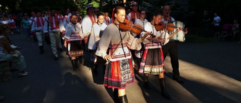 Slovenské ľudové tradície